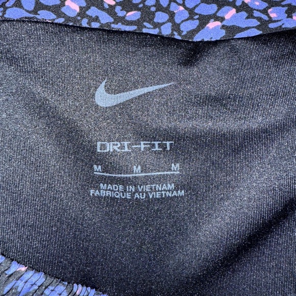 Nike Women's Dry-Fit Lined Shorts - Size M - Picture 8 of 9